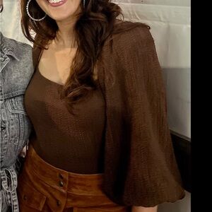 Brown crinkle body suit with puff sleeve